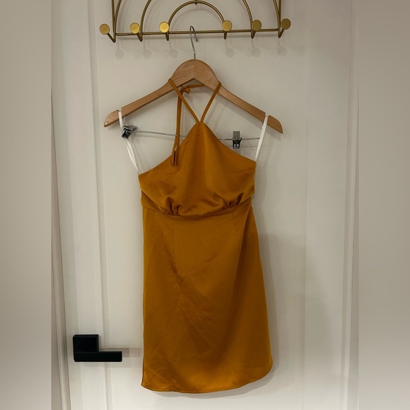 nwt REVOLVE “ Lovers & Friends” Teagan Mini Dress size XS - Picture 3 of 5